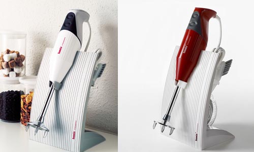 片手で持って指先でスイッチを押すだけ、と操作はとても簡単。