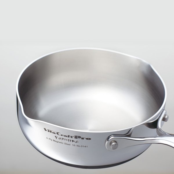 画像2: ビタクラフト プロ ユキヒラ鍋 20cm(2.3L)  全面5層構造。さっと火を通したり、小回りのきくお鍋 (2)