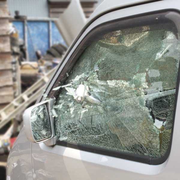 画像2: エコワン 緊急用脱出ツール DashIII（ダッシュ・スリー）車の中に閉じ込められても素早く外へ脱出が可能！ (2)