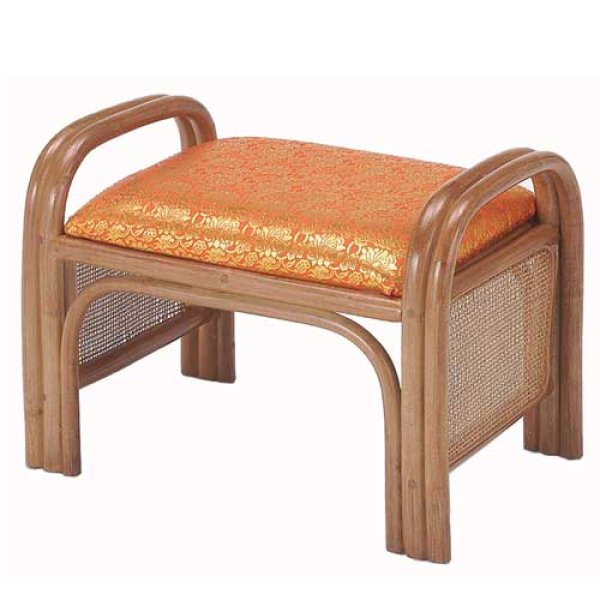 画像1: 籐 ご仏前金襴座椅子 ハイタイプ（朱色生地ブラウン色フレーム） (1)