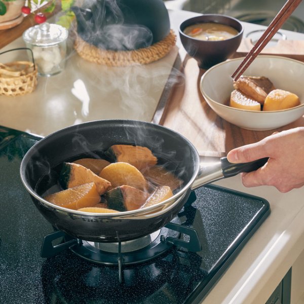 画像5: ビタクラフト カーペンター フライパン 26cm ステンレス鍋と同じデザインのハンドルで使いやすさを追求したフライパン (5)