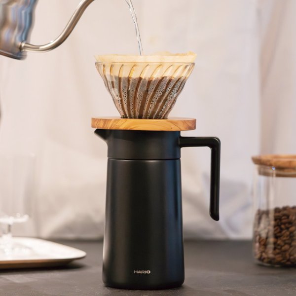 画像3: HARIO(ハリオ)セラミックコーティング 真空二重保温ポット 600 ステンレス特有のにおいがつかず、美味しく飲めるポット (3)