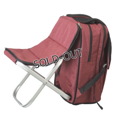 画像3: 機内に持ち込める「座れるリュック」大量に荷物を詰め込み、イスにも変身する便利なリュック。機内に持ち込めます。 (3)