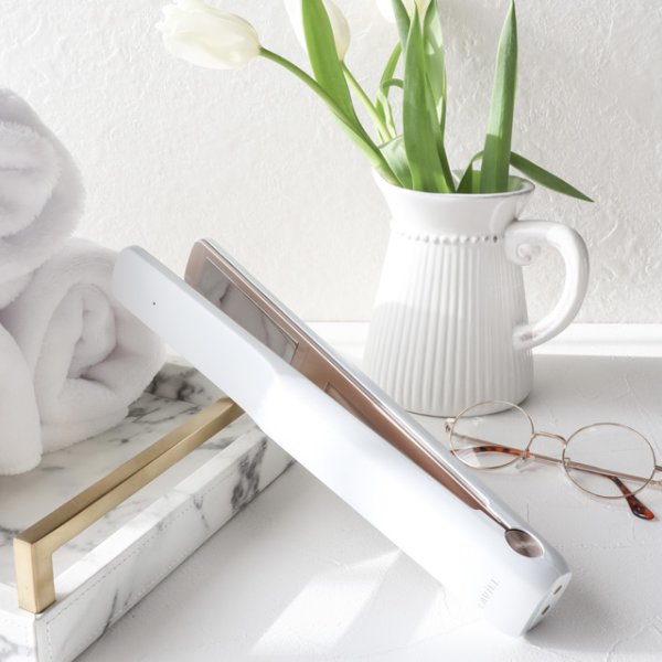 画像4:  LAVIEL plus（ラヴィエル プラス）超音波トリートメントヘアアイロン お風呂で簡単ヘアエステ帰りのヘアーセット。 (4)