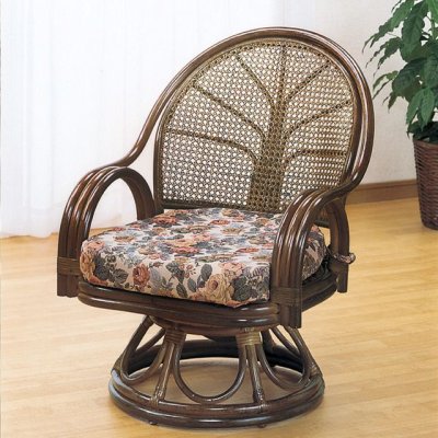 画像3: 籐回転座椅子 ミドルハイタイプ 春秋は座クッションで、冬はクッション2枚で、オールシーズン使える籐回転座椅子。 (3)