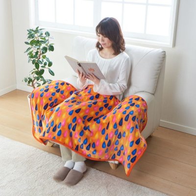 画像2: 椙山紡織 電気ひざ掛け サンセットオレンジ ポップで可愛いくおしゃれな電気ひざ掛けです。 (2)