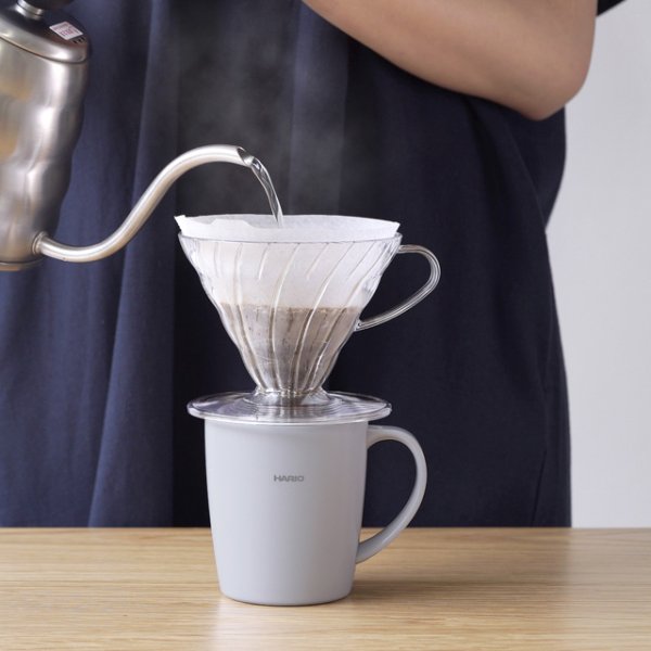 画像4: HARIO(ハリオ)フタ付き保温マグ300 2個セット オフィスやご自宅内での使用に便利なフタ付きの真空ステンレスマグ。 (4)