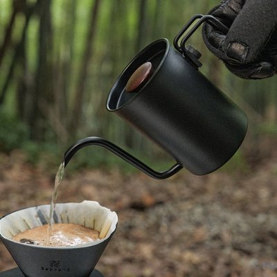 画像4: HARIO Zebrang（ゼブラン）ノマド ドリップケトル   取っ手が取り外し可能だからコンパクトに持ち運べ、場所に縛られず、自由に本格的なコーヒーを楽しめます。 (4)